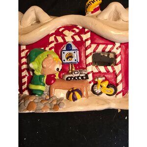 Vintage 1997 Ceramic Santas Workshop Christmas Village Decoration
